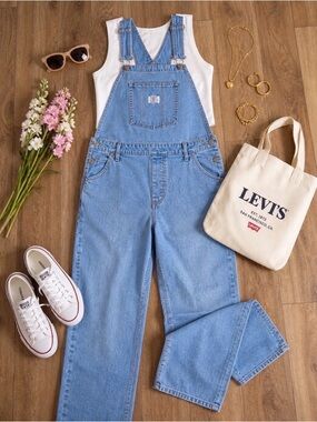 Levi’s Light Wash Denim Overalls | Plus Size 18W NWT Casual Chic